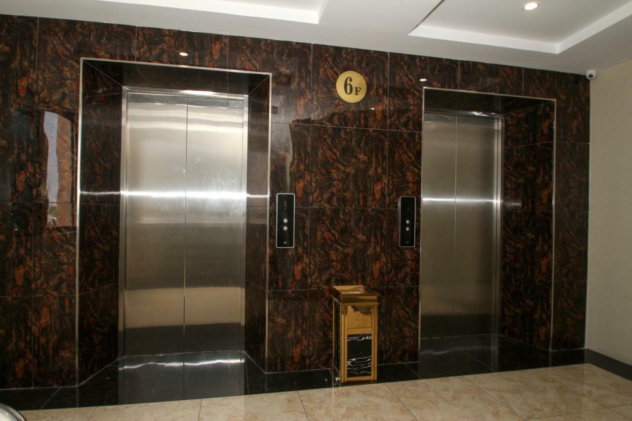 Gemsy Hotel Yangón Exterior foto